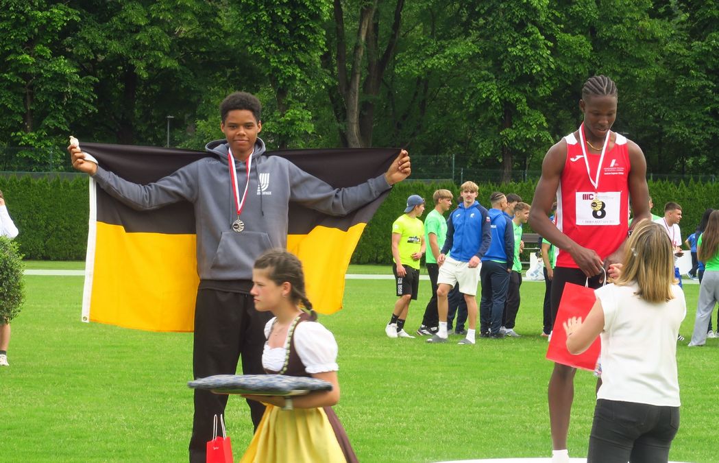 Quantensprung im Dreisprung: Justin Hopfensitz